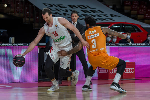 把双方近三 把双方近三