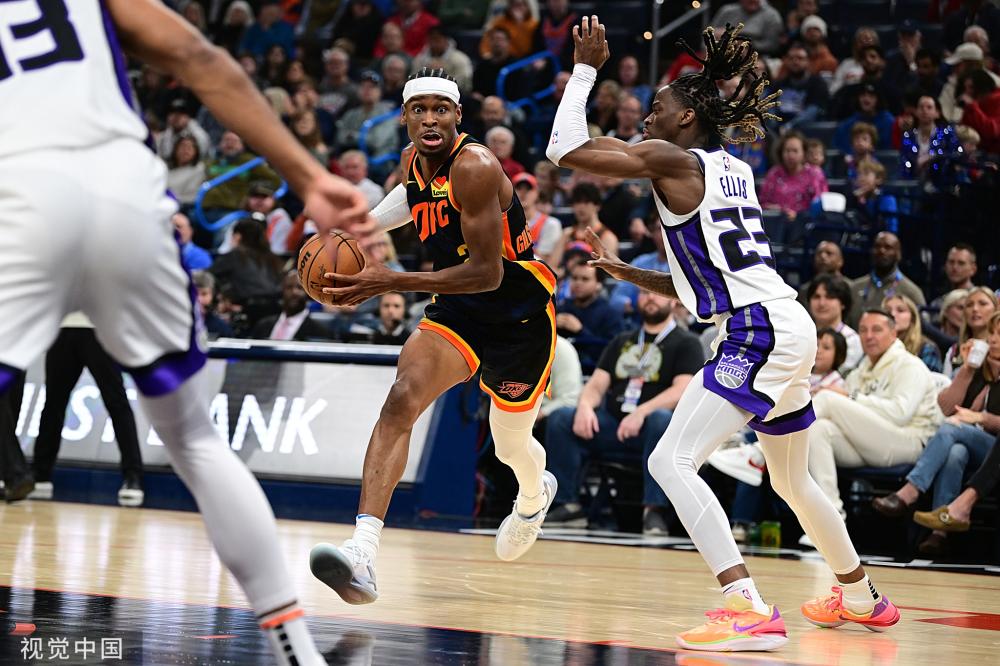 深受广大球 深受广大球