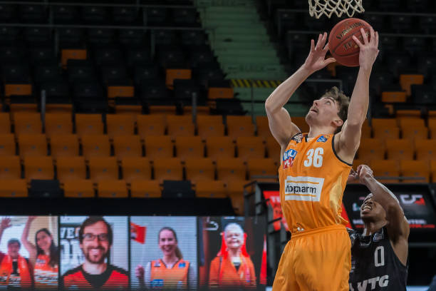 马竞仍有其 马竞仍有其